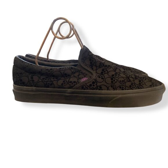 Vans Mens Classic Flocked Skulls Black on Black Velvet Burnout Purple Lining 12 - Picture 4 of 12
